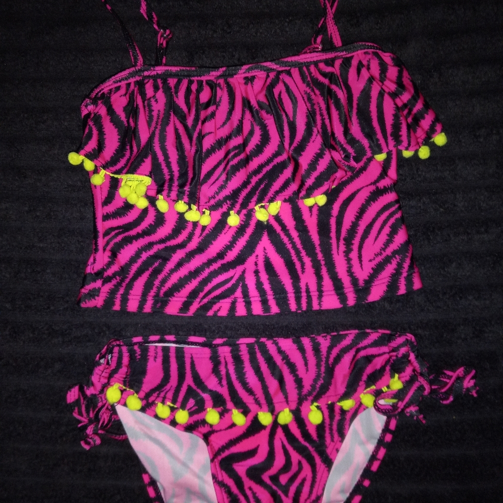 Size 4 Tankini with tassles